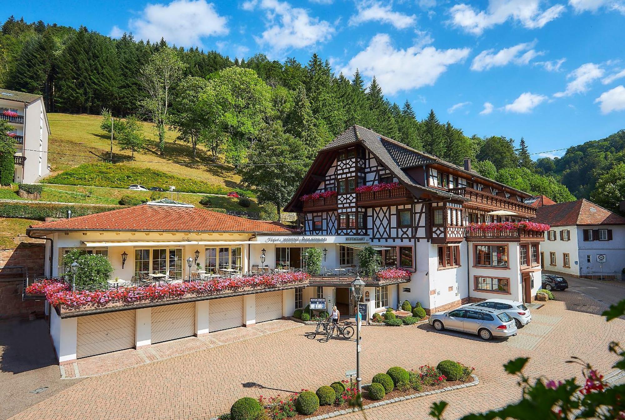 Flair Hotel Adlerbad 바트 페테르스탈-그리스바흐 외부 사진